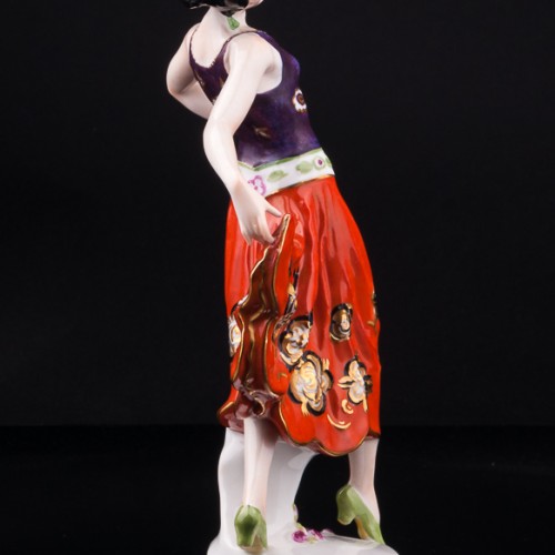 Танцующая девушка, Volkstedt, Германия, до 1935 г