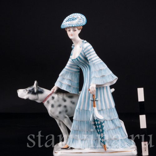 Девушка с зонтиком и догом, Goebel, Германия, нач. 20 в