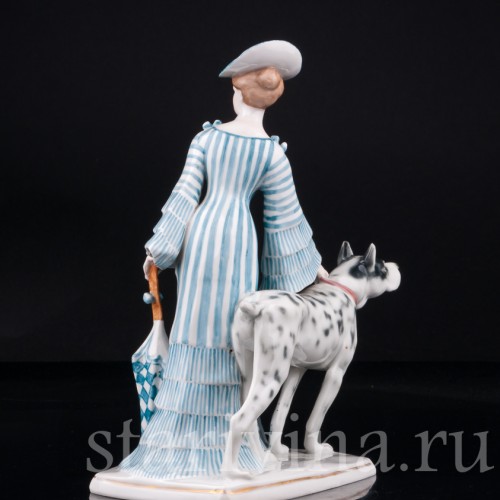 Девушка с зонтиком и догом, Goebel, Германия, нач. 20 в