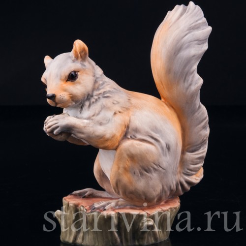 Статуэтка из фарфора Белка, Alka Kaiser, Германия, вт. пол. 20 в.