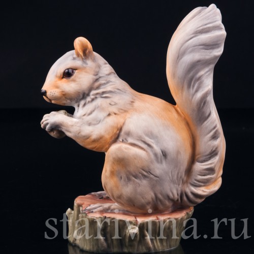 Статуэтка из фарфора Белка, Alka Kaiser, Германия, вт. пол. 20 в.