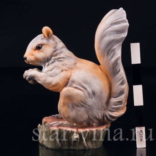Статуэтка из фарфора Белка, Alka Kaiser, Германия, вт. пол. 20 в.