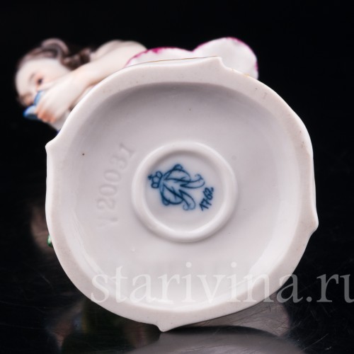 Девушка с цветком, Volkstedt, Германия, до 1935 г