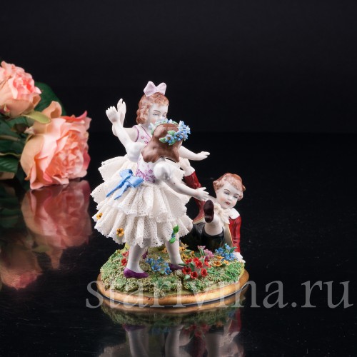 Играющие дети, кружевная, Sitzendorf, Германия, сер. 20 в