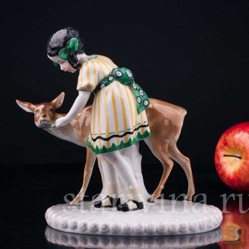 Девочка с ланью, Goebel, Германия, 1920-30 гг