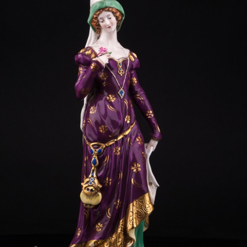 Дама в готическом костюме, Scheibe-Alsbach, Германия, пер. пол. 20 в