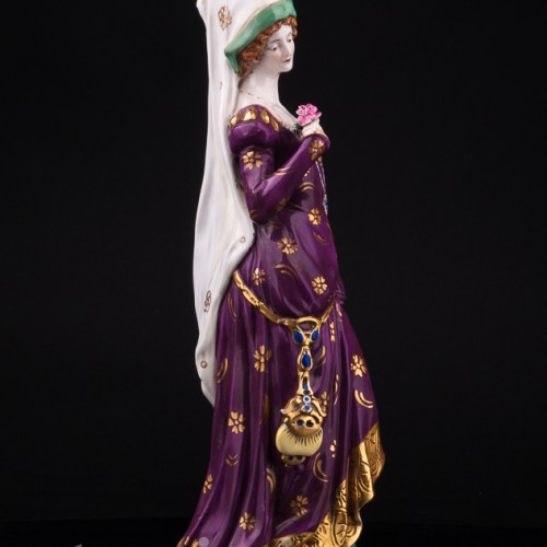 Дама в готическом костюме, Scheibe-Alsbach, Германия, пер. пол. 20 в