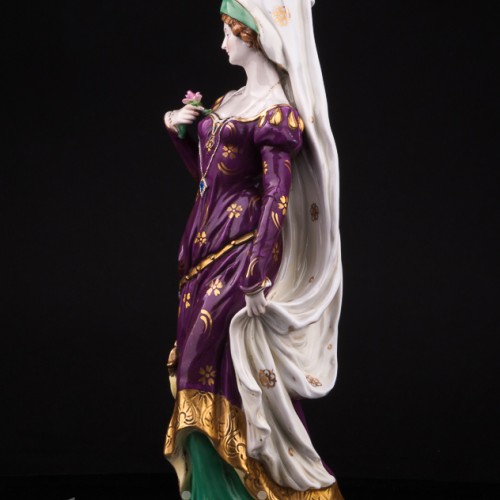 Дама в готическом костюме, Scheibe-Alsbach, Германия, пер. пол. 20 в