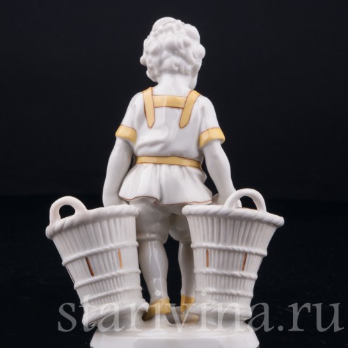 Мальчик с двумя корзинами, Hertwig & Co, Германия, 1920-30 гг