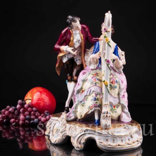 Антикварная фарфорвая статуэтка пары Пара с арфой, Volkstedt, Германия, сер. 20 в.