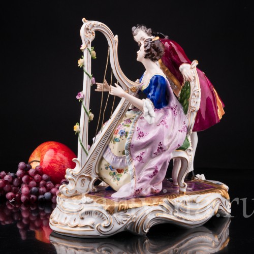 Антикварная фарфорвая статуэтка пары Пара с арфой, Volkstedt, Германия, сер. 20 в.