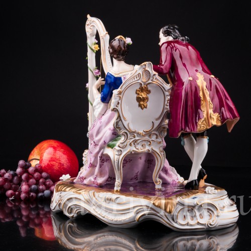 Антикварная фарфорвая статуэтка пары Пара с арфой, Volkstedt, Германия, сер. 20 в.