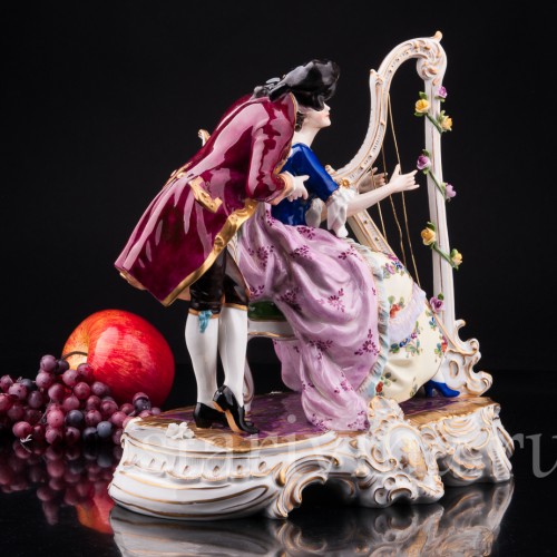 Антикварная фарфорвая статуэтка пары Пара с арфой, Volkstedt, Германия, сер. 20 в.