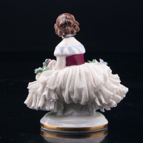 Девочка с цветами, кружевная миниатюра, E. A. Muller, Германия, кон. 19 - нач. 20 вв