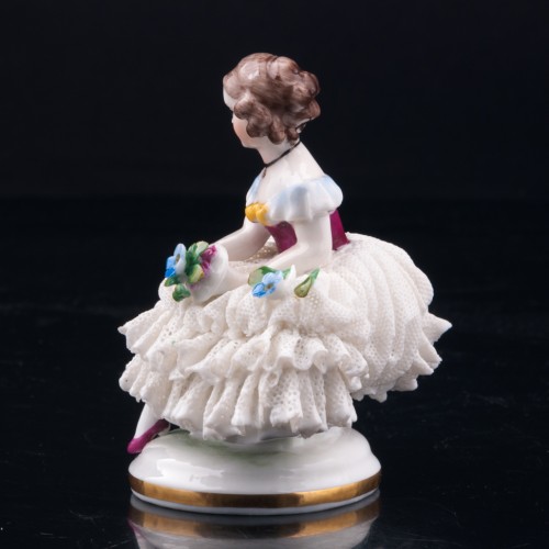 Девочка с цветами, кружевная миниатюра, E. A. Muller, Германия, кон. 19 - нач. 20 вв