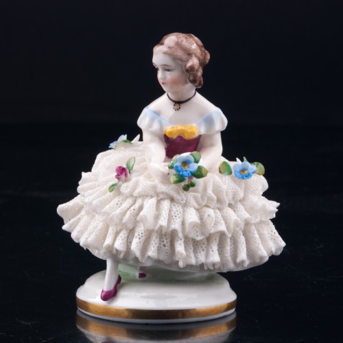 Девочка с цветами, кружевная миниатюра, E. A. Muller, Германия, кон. 19 - нач. 20 вв