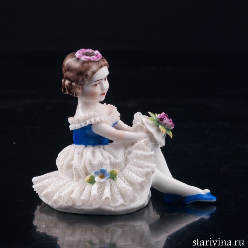 Девочка с букетиком, кружевная миниатюра, E. A. Muller, Германия, кон. 19 - нач. 20 вв