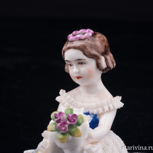 Девочка с букетиком, кружевная миниатюра, E. A. Muller, Германия, кон. 19 - нач. 20 вв