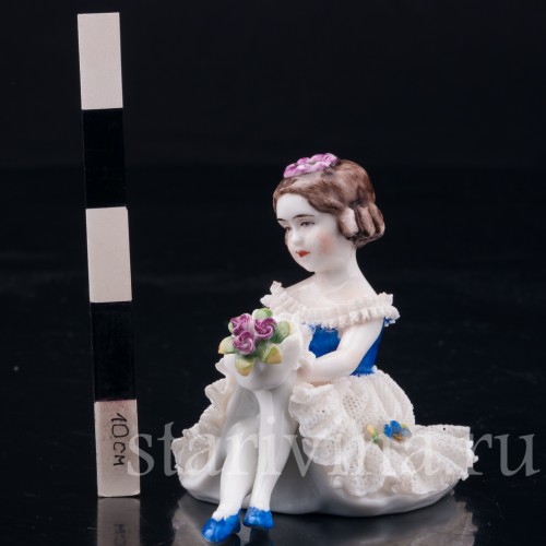 Девочка с букетиком, кружевная миниатюра, E. A. Muller, Германия, кон. 19 - нач. 20 вв