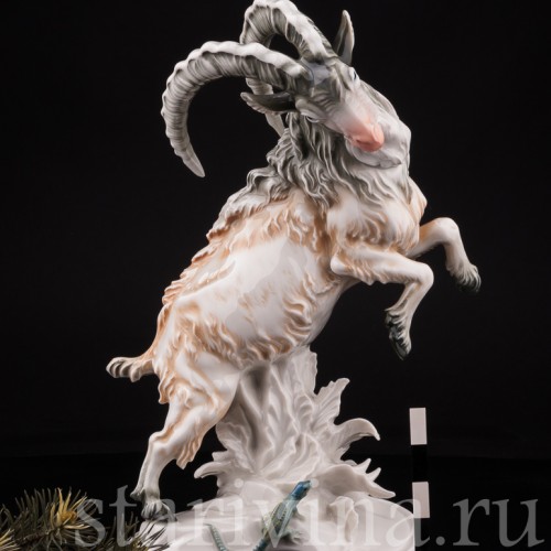 Статуэтка животного Горный козёл с ящерицей, Karl Ens, Германия, 1920-30 гг.