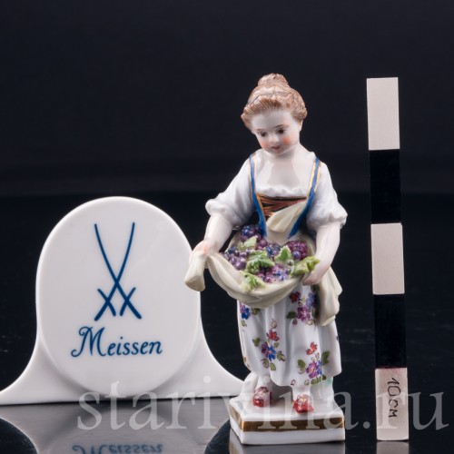 Девочка с виноградом в подоле, миниатюра, Meissen, Германия, 19 в