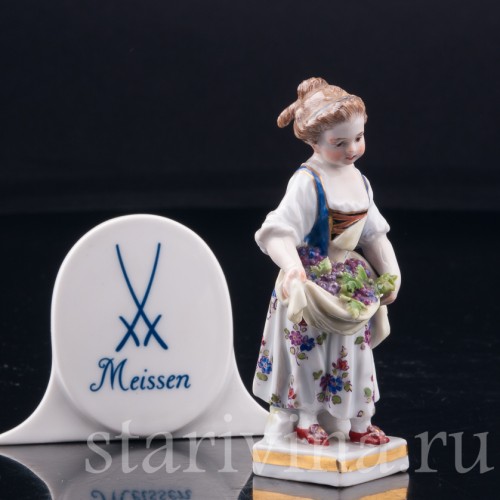 Девочка с виноградом в подоле, миниатюра, Meissen, Германия, 19 в