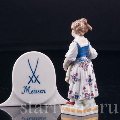 Девочка с виноградом в подоле, миниатюра, Meissen, Германия, 19 в