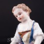 Девочка с виноградом в подоле, миниатюра, Meissen, Германия, 19 в