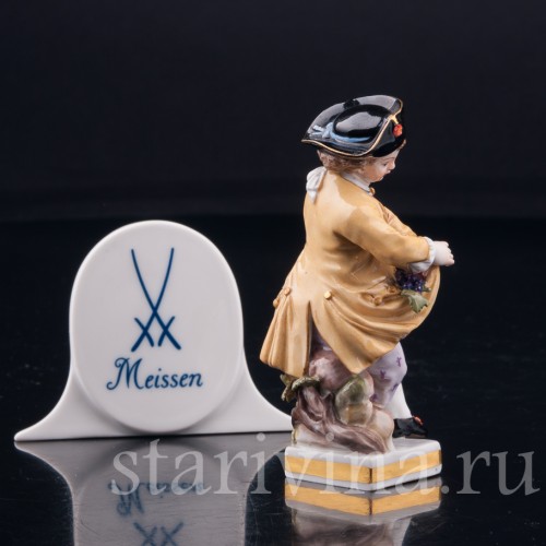Мальчик с виноградной гроздью, миниатюра, Meissen, Германия, 19 в