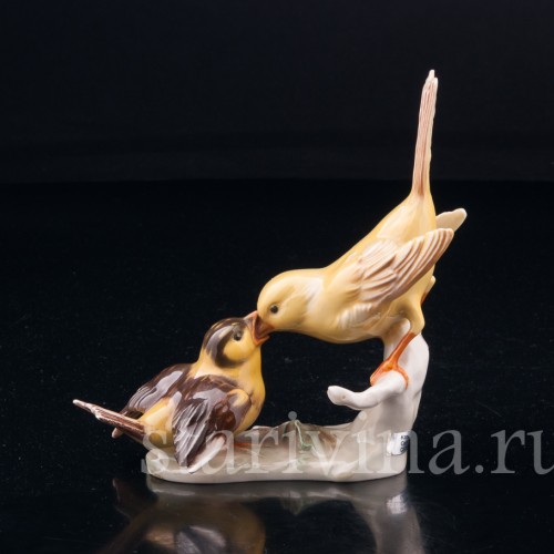 Канарейка с птенцом, Goebel, Германия, 1967 г