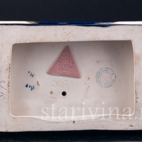 Такса на книге, Royal Dux, Чехия, нач. 20 в