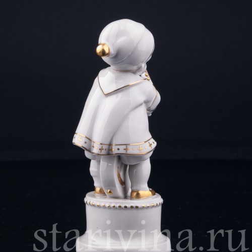 Статуэтка из фарфора Малыш с гитарой, Hertwig & Co, Германия, 1920-30 гг.