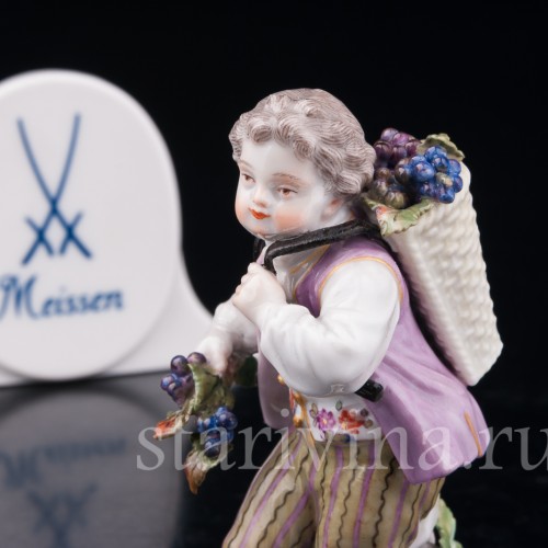 Мальчик с корзиной винограда, Meissen, Германия, 19 в