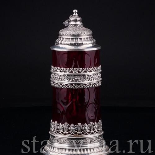 Пивная кружка из красного стекла 1/2 л, нач. - сер. 20 в