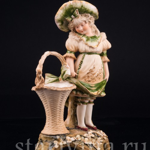 Девочка в шляпке с корзиной, Ernst Wahliss, Австрия, 1897-1906 гг