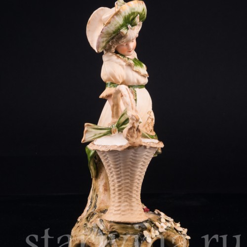 Девочка в шляпке с корзиной, Ernst Wahliss, Австрия, 1897-1906 гг