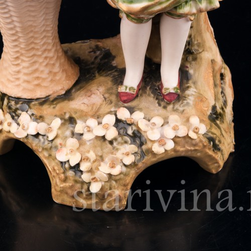 Девочка в шляпке с корзиной, Ernst Wahliss, Австрия, 1897-1906 гг