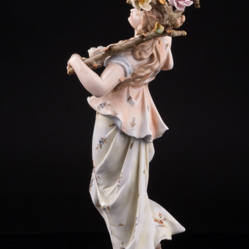 Девушка с цветущей ветвью, аллегория весны, Volkstedt, Германия, 19 в