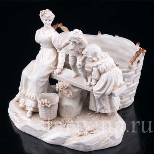 Мама с детишками на качелях, Muller & Co, Германия, нач. 20 в