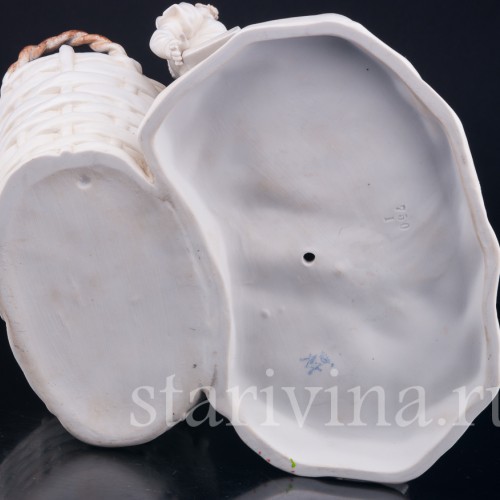 Мама с детишками на качелях, Muller & Co, Германия, нач. 20 в