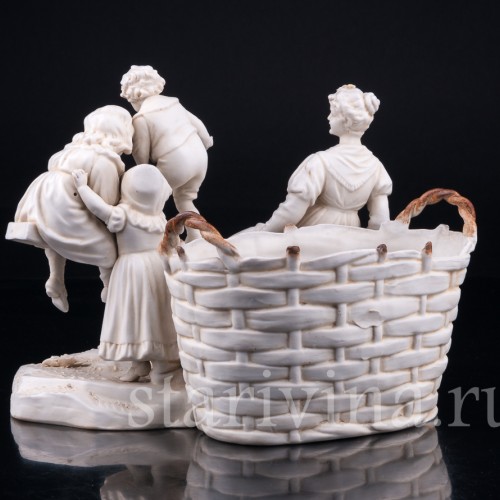 Мама с детишками на качелях, Muller & Co, Германия, нач. 20 в