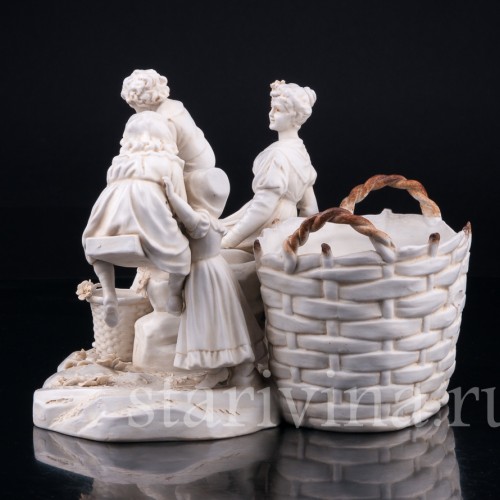 Мама с детишками на качелях, Muller & Co, Германия, нач. 20 в