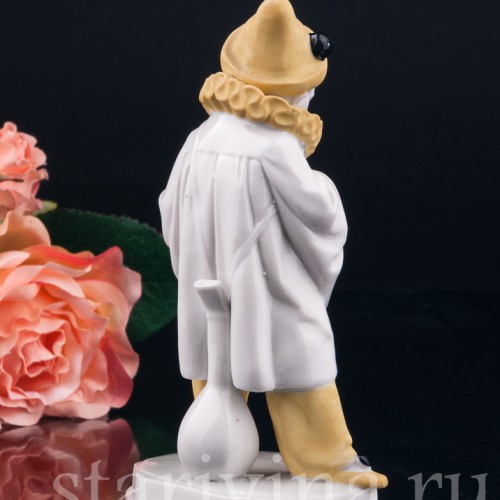 Фарфорвая статуэтка Пьеро, Hertwig & Co, Германия, 1920-30 гг.