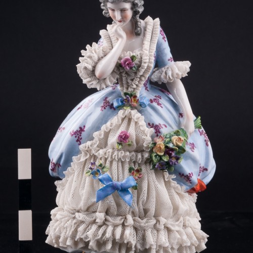 Девушка с букетом цветов, кружевная, Muller & Co, Германия, 1907-1952 гг