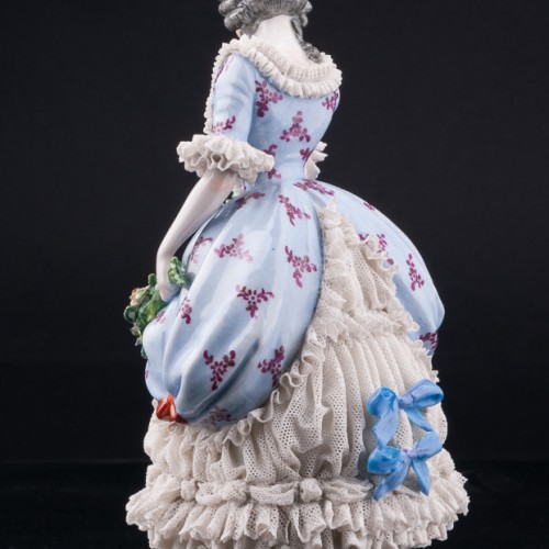 Девушка с букетом цветов, кружевная, Muller & Co, Германия, 1907-1952 гг