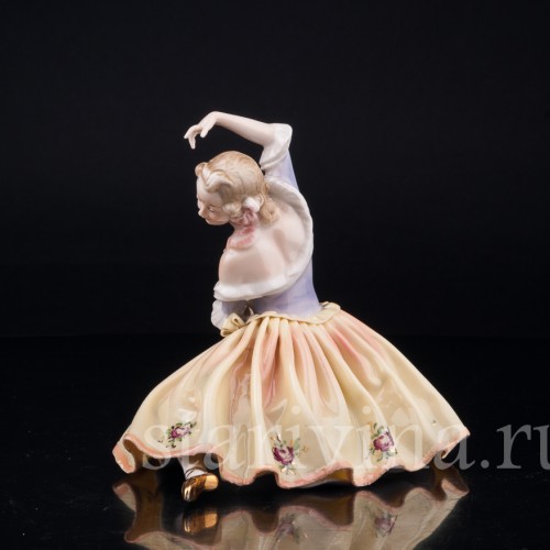 Балерина в желтом, Volkstedt, Германия, вт. пол. 20 в