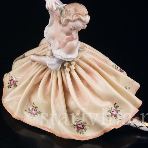 Балерина в желтом, Volkstedt, Германия, вт. пол. 20 в