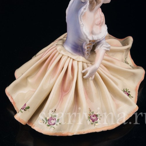 Балерина в желтом, Volkstedt, Германия, вт. пол. 20 в