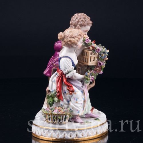 Пара с птичьей клеткой, аллегория Весны, Meissen, Германия, 19 в