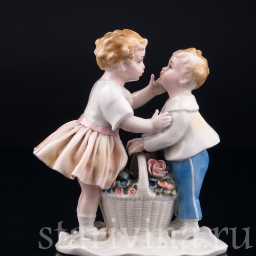 Первый поцелуй, дети с корзиной цветов, Karl Ens, Германия, 1920-30 гг